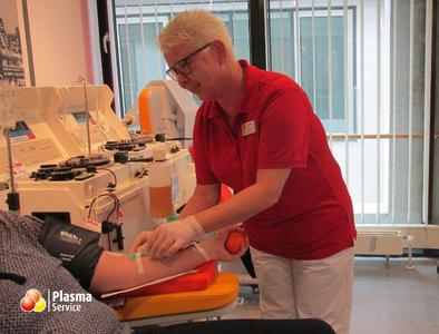 Plasma Service Europe 726 x 552 px Merseburg Betreuung während der Spende