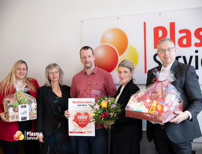 plasma-service-europe-726-x-552-px-rostock-1000.-spende-ingo-rewa